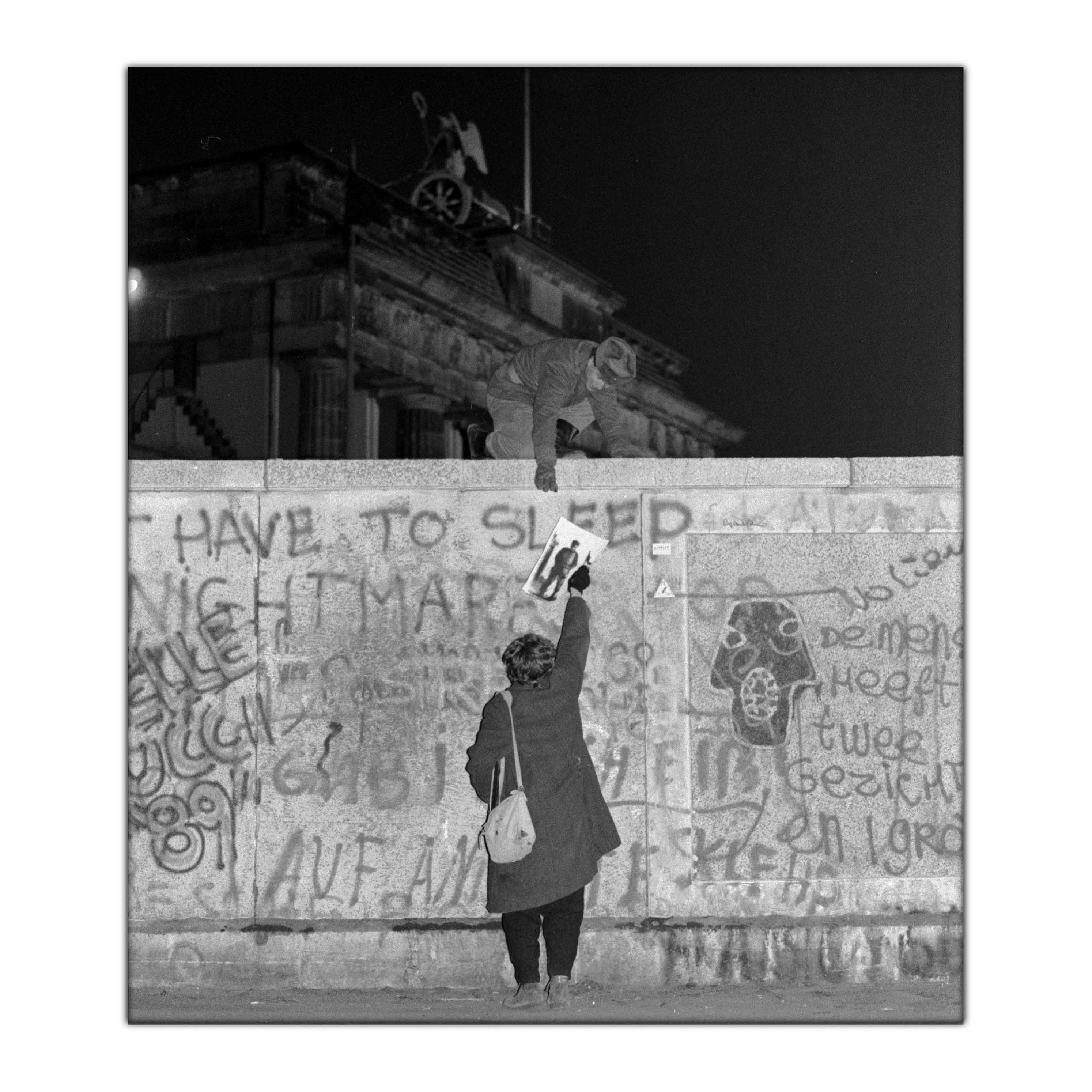 A Gift in front of Brandenburg Gate by Cambridge Jones